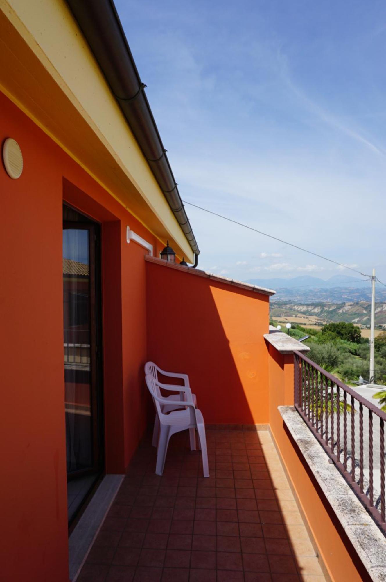 La Terrazza Motta Bed and Breakfast Atri Eksteriør billede
